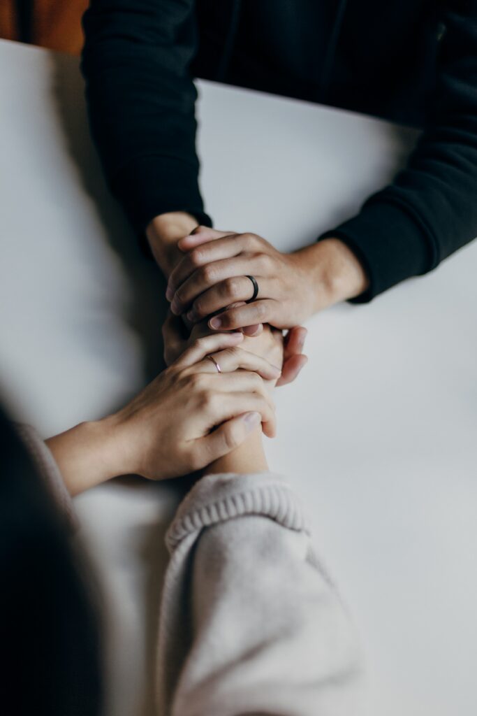 5conseilsclés puor aider un proche en dépression AURORE ETIENNE PSYCHOPRATICIENNE PSY A AMIENS SUDconseils soutenir personne qui déprime